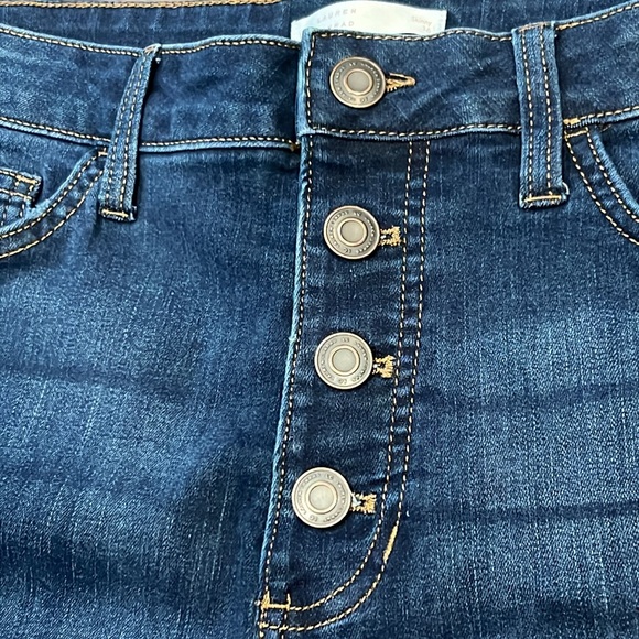 LC Lauren Conrad Dark Blue Skinny Jeans Fray and Mildly Distressed Sz 16 - Picture 11 of 16